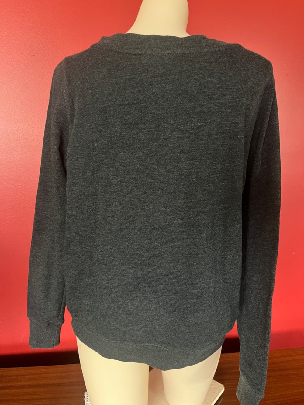EUC Russell Iowa Hawkeyes Athletic Black Sweatshirt - Picture 10 of 13